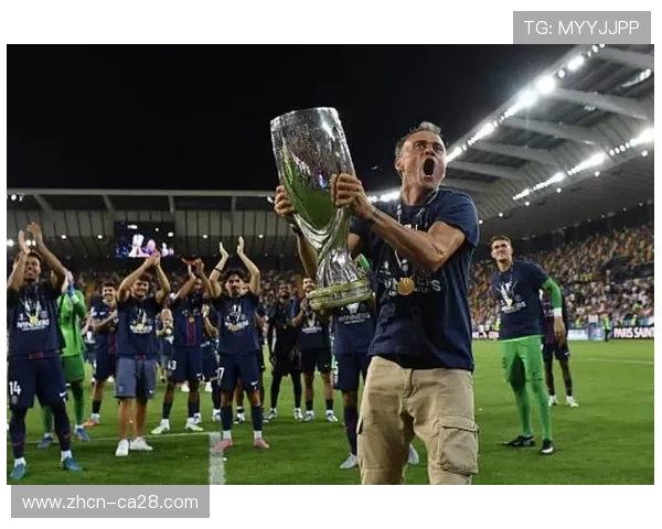 巴黎圣日耳曼主帅恩里克力挺舍瓦利埃担任主力门将。